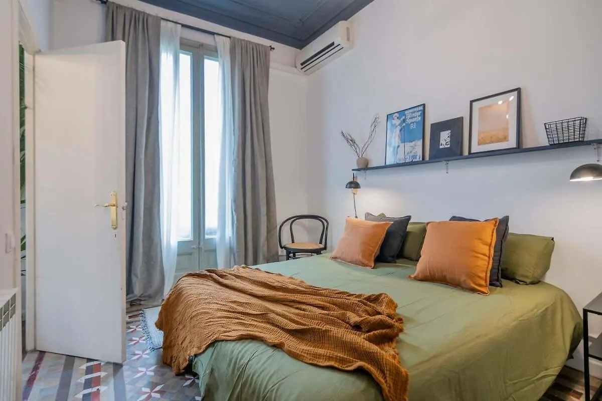 Elegant 4 Bedrooms 3 Bathrooms Catalan Home バルセロナ アパート