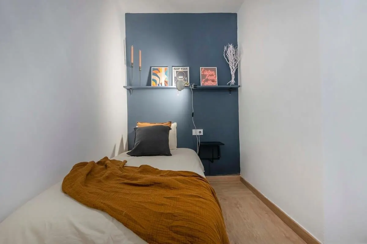 アパート Elegant 4 Bedrooms 3 Bathrooms Catalan Home バルセロナ
