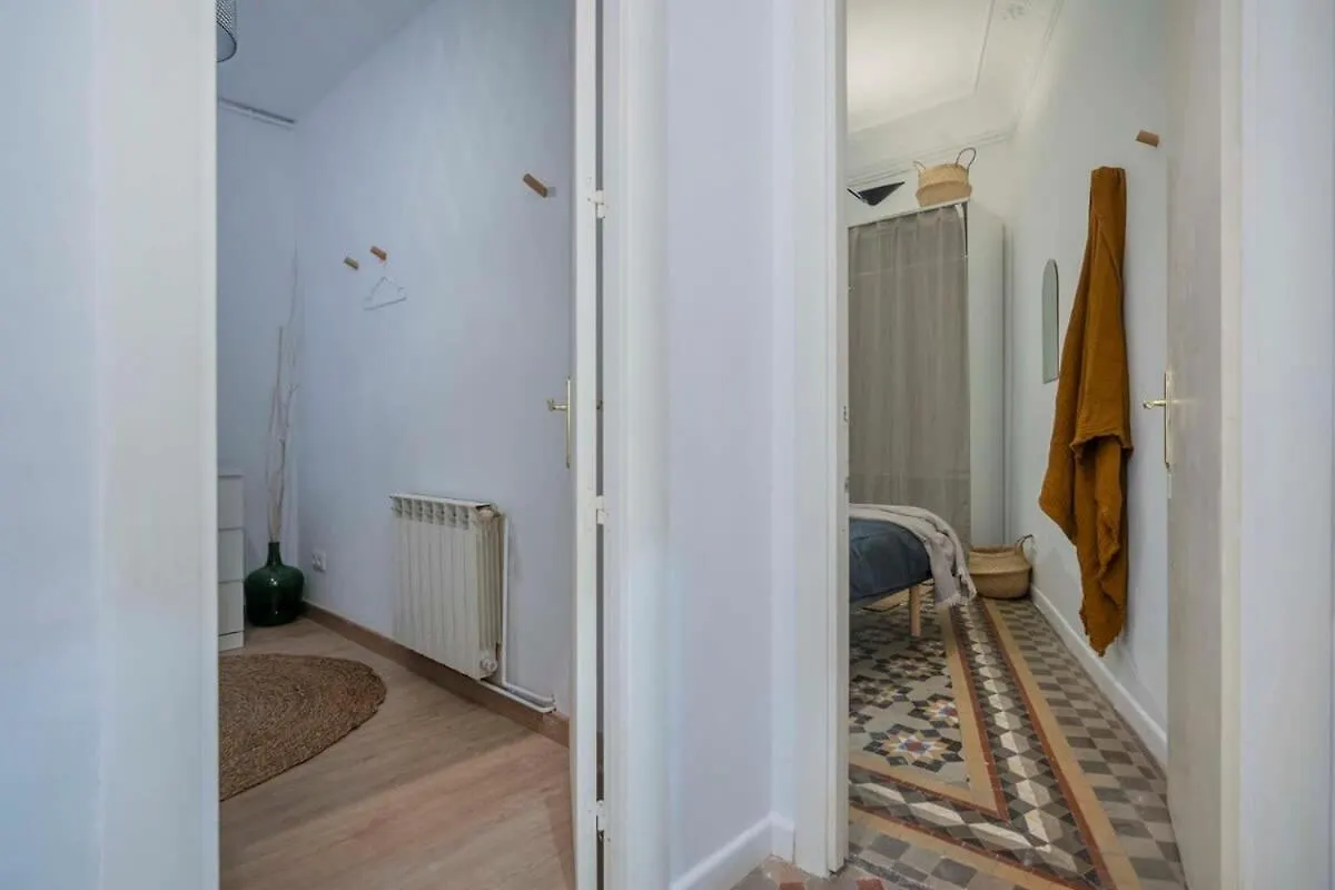 Elegant 4 Bedrooms 3 Bathrooms Catalan Home バルセロナ アパート