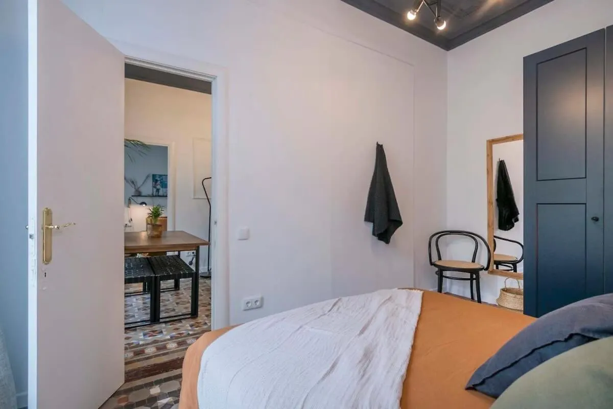 アパート Elegant 4 Bedrooms 3 Bathrooms Catalan Home バルセロナ
