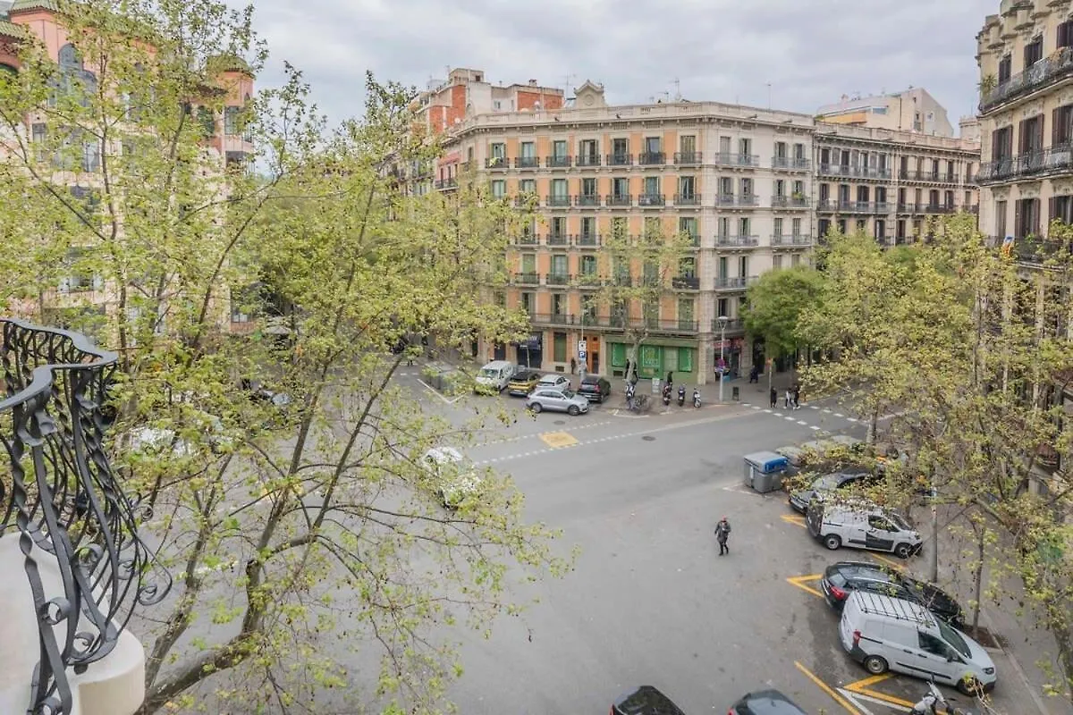 アパート Elegant 4 Bedrooms 3 Bathrooms Catalan Home バルセロナ