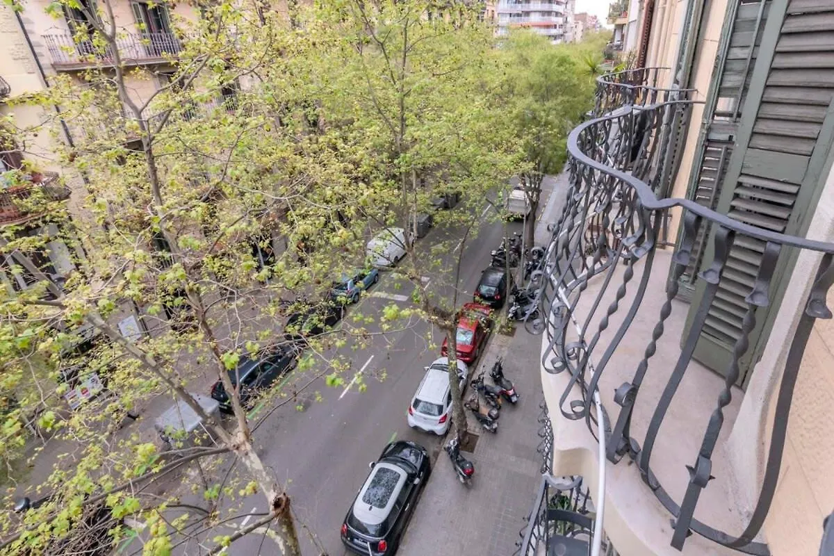 Elegant 4 Bedrooms 3 Bathrooms Catalan Home Barcelone 0*,
